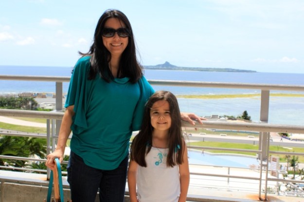 Mia and I enjoying the beautiful view... — at Okinawa Churaumi Aquarium.
