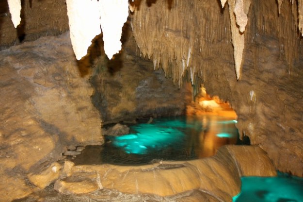 At Gyokusendou Caves.
