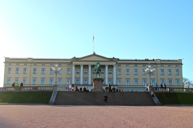 Our Norway in a Nutshell experience began in the city of Oslo. This is the Royal House of Norway, the official residence of the current monarch.
