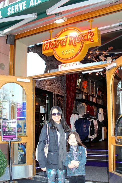 Time for a break and desert at the Hard Rock in Oslo!